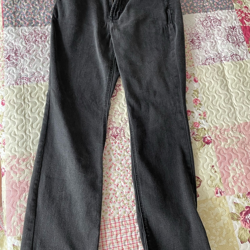 Women's black Old Navy boot-cut jeans